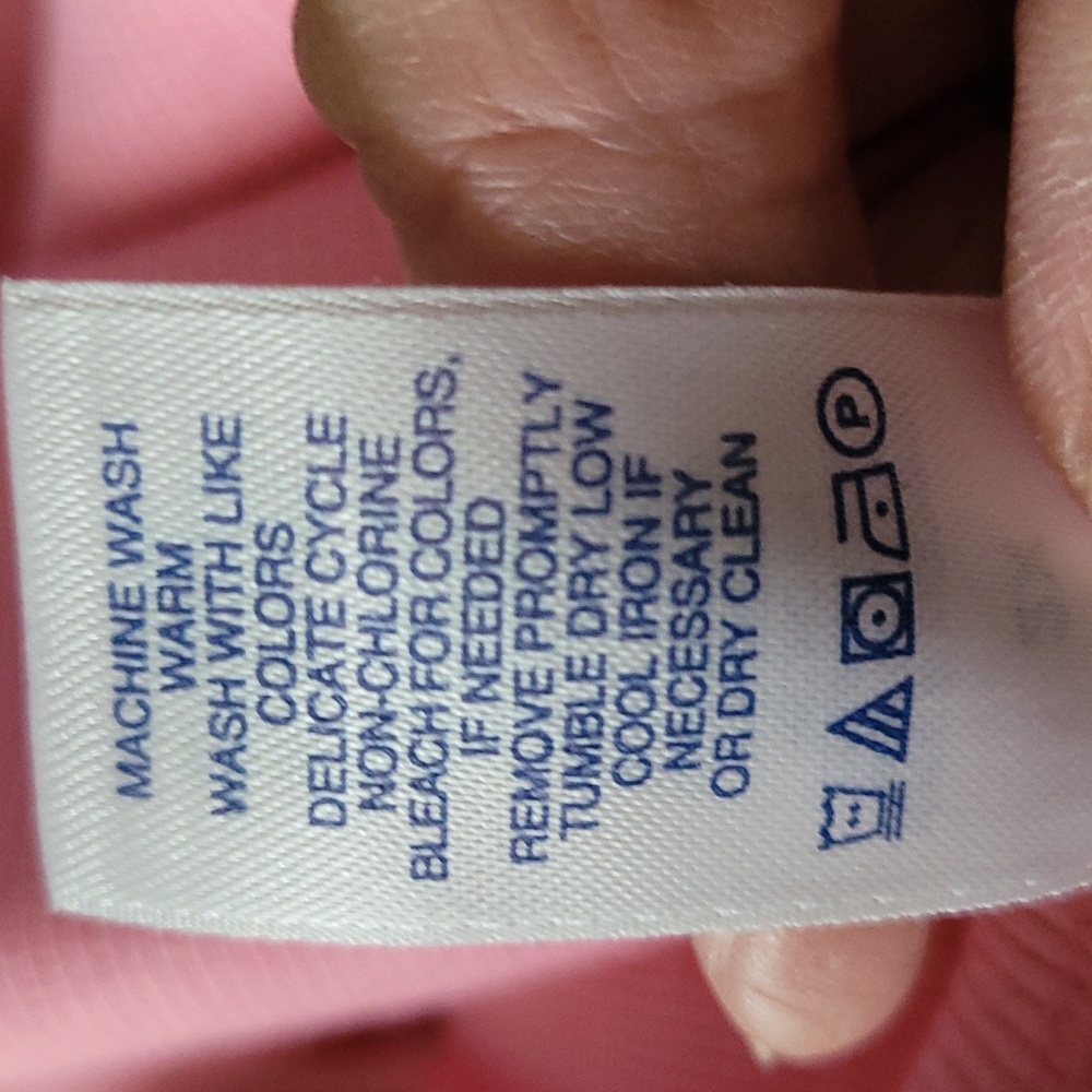 Lizwear Pink V-Neck Rib Tee 2X - Picture 7 of 8